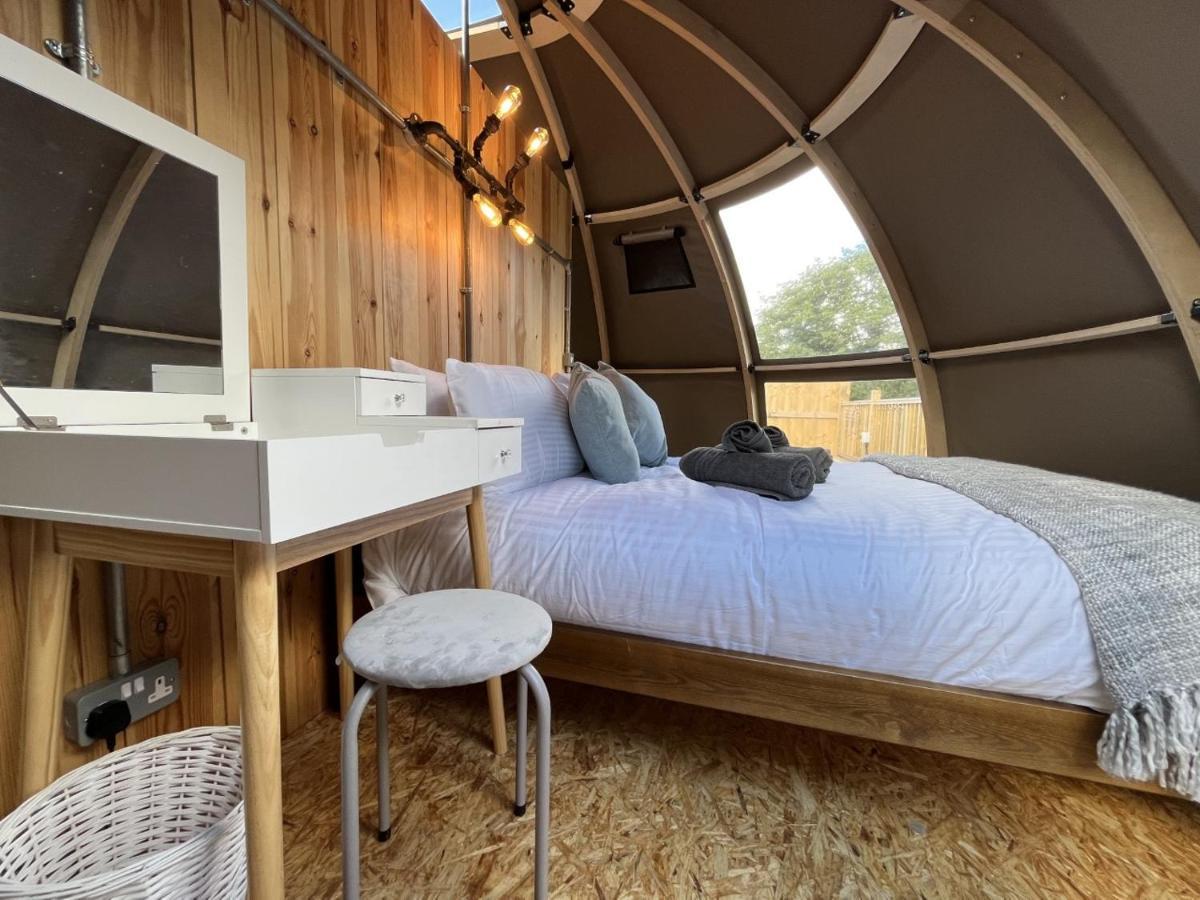 Sunrise Dome Tent Tenby Zewnętrze zdjęcie